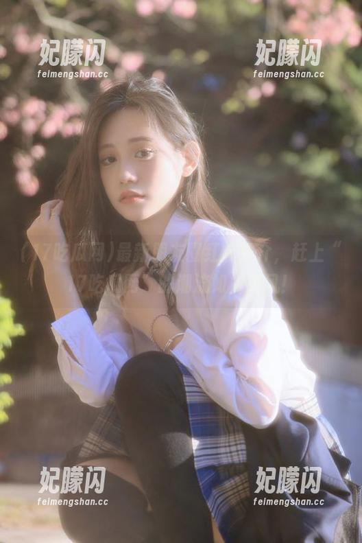 17吃瓜网 最新朋友圈红人推介,赶上“17吃瓜网”的潮流如龙卷风!