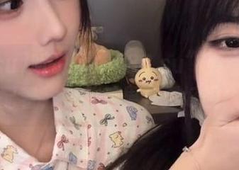 听说看“488.su”要有小零食配着，观看效果会更好哦！