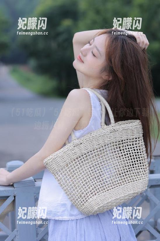 “51吃瓜”导航：让你边下载边捞八卦，真是边吃边玩！