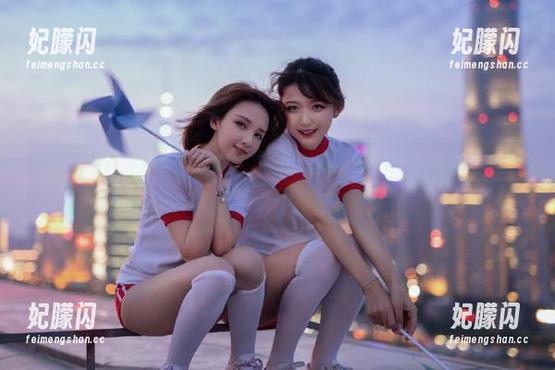 51吃瓜最新更新：唐山花店老板娘的绝美姿态，我的心啊，要跌了！