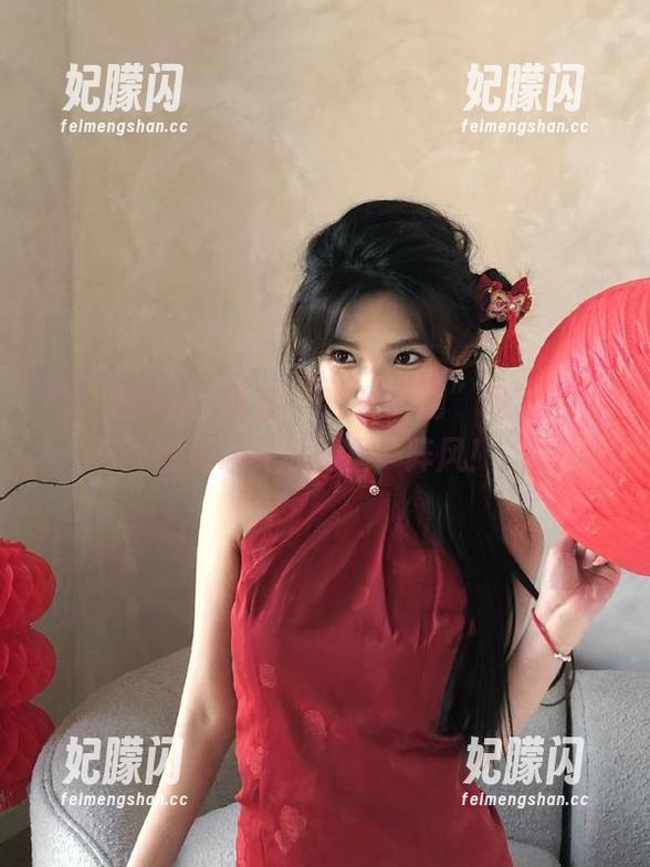 见过“51黑料网”吗？它的地址让我瓜田里一阵风！