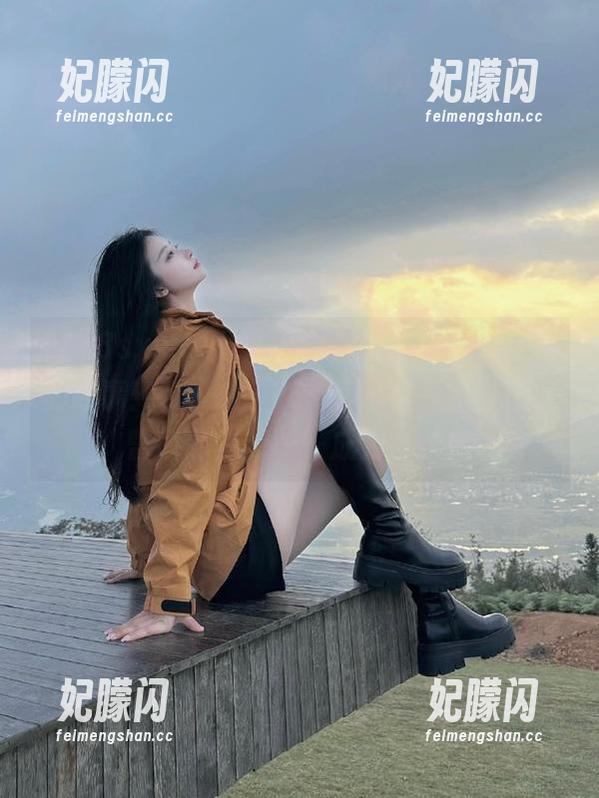往下滑，看最新神刀锋利的故事：www.718sx.com，像极了我曾经的梦想——成为食神！
