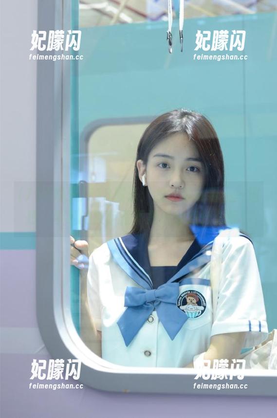 718娱乐：我一边观看，一边想，今晚的披萨是不是该加点什么呢？