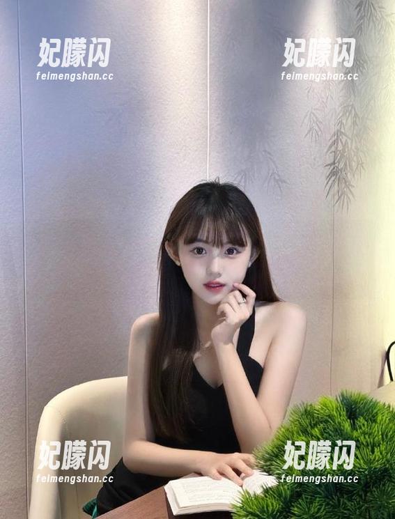 很久没来看“91吃瓜中心”的网址了，一进来完全被淹没…