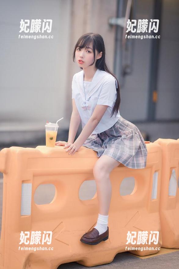 98吃瓜网 下载完98吃瓜网,难道我要在不知不觉中变成吃瓜老手了?