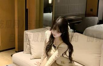 与其堵住耳朵，不如来98吃瓜网，自由获取那些‘隐约’的真相！