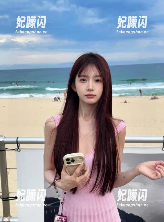 想关注八卦？先来hlw官网便签，瓜多到我头痛！