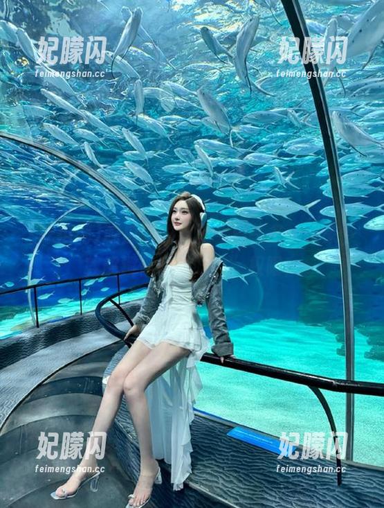 吃瓜网钓出了今日头条，快来下载解锁你的“吃瓜”权限！