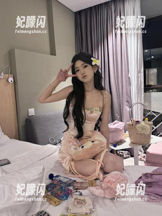 吃瓜网址 在线深扒,登录吃瓜网址,神操作别说我没提醒你!