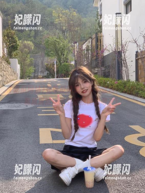 在吃瓜网站，永不迷路，八卦视频居然还能引发我的思考？！