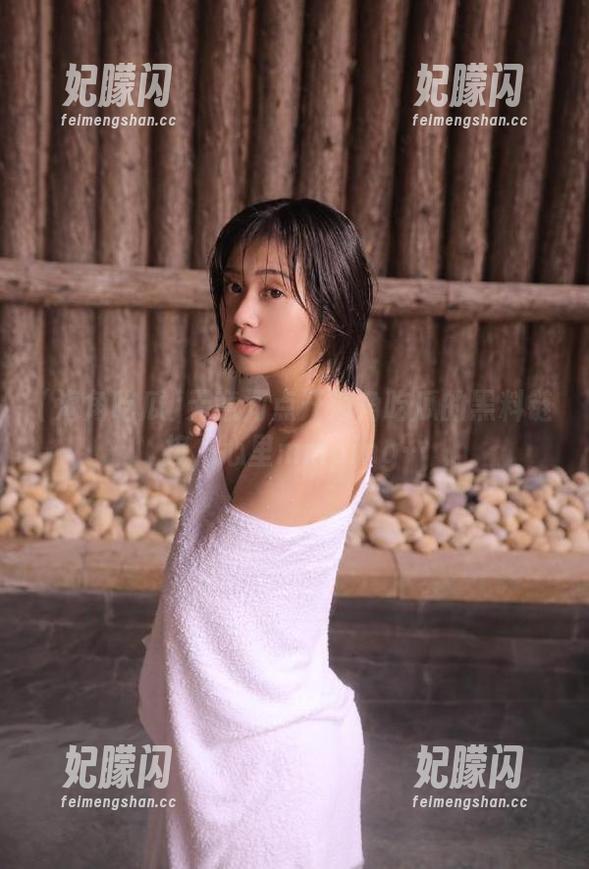 无意间点开海角吃瓜的黑料链接，心里mmping…