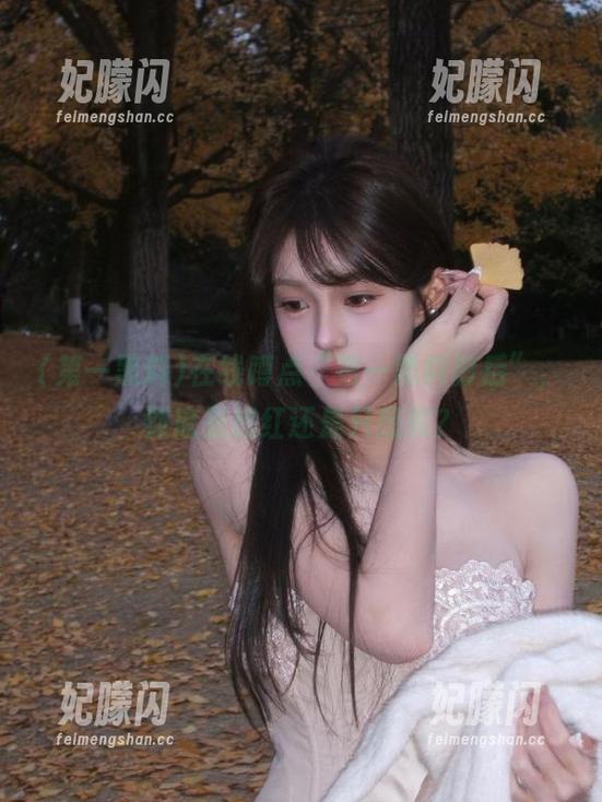 第一黑料 在线蹲点“第一黑料影后”,到底是想红还是只想黑?