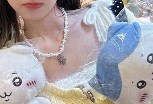 视频一出，我被点燃了，黑料不打烊真的是吃瓜必备良药。