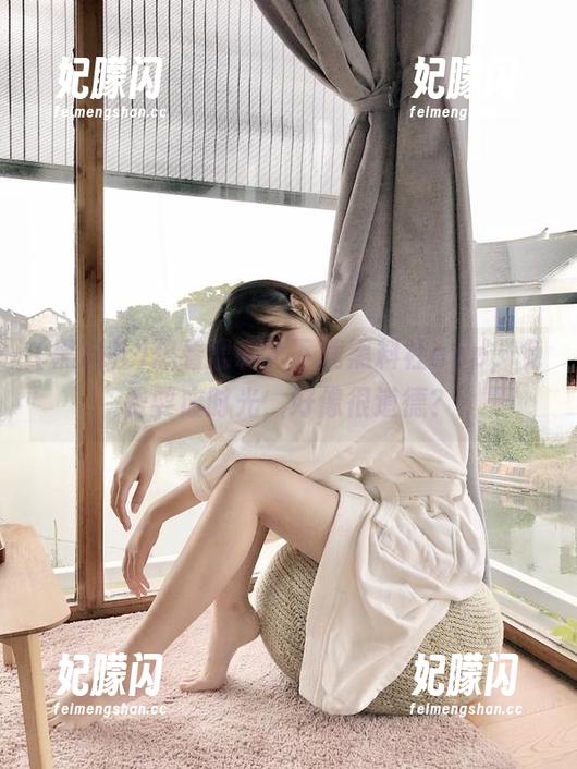想看黑料？下载黑料社app，免费耍废时光，好像很道德？