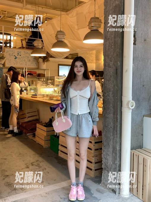 黑料社最新地址！不看黑料连午饭都不好意思吃！