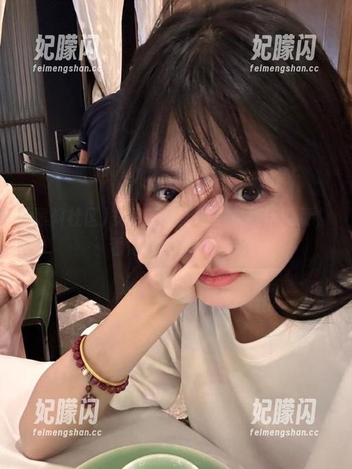 安卓手机上爬黑料社区网页，看得我眼花缭乱…