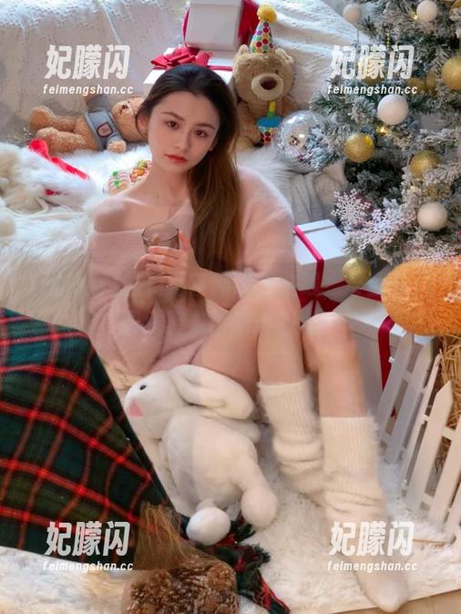 黑料网官网终于在线，可我却只想趴着做个吃瓜群众！